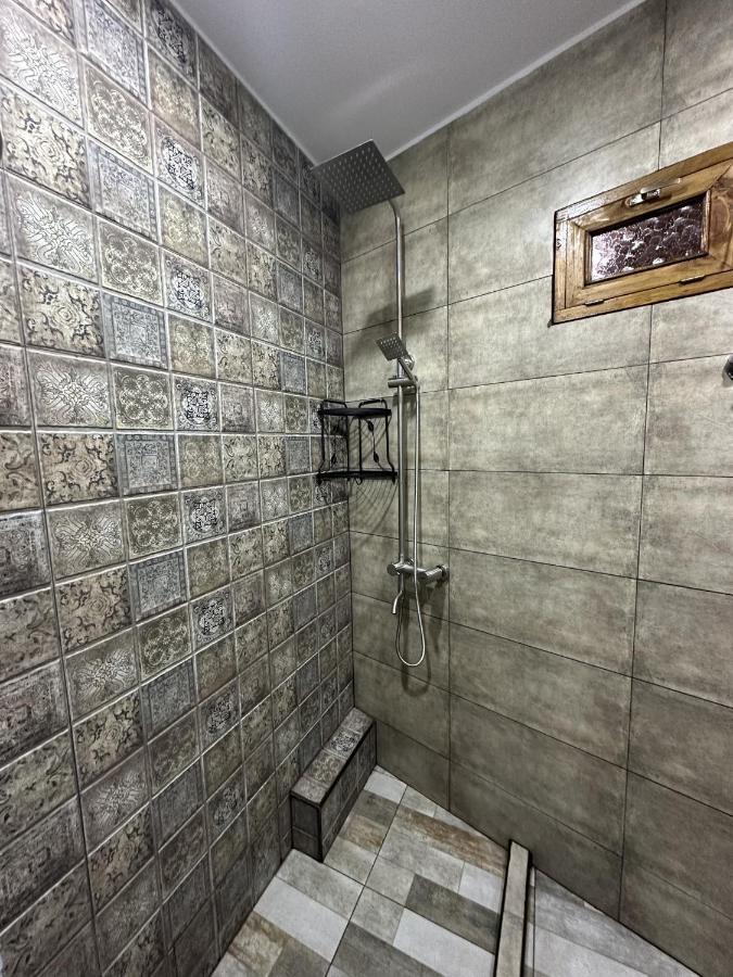 Cozy Flat In Center Of Tbilisi Apartment Exterior photo