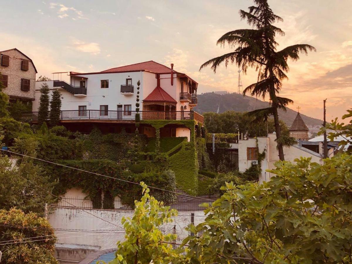 Cozy Flat In Center Of Tbilisi Apartment Exterior photo
